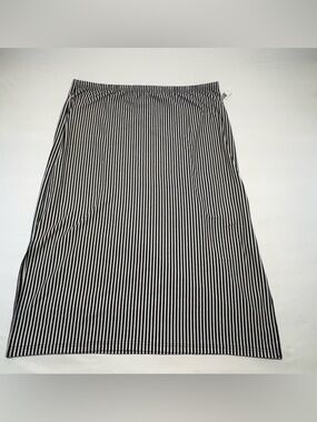 Tribal-NWT-Black & White Vertical Stripe Midi Skirt - Pull-On. Size XXL